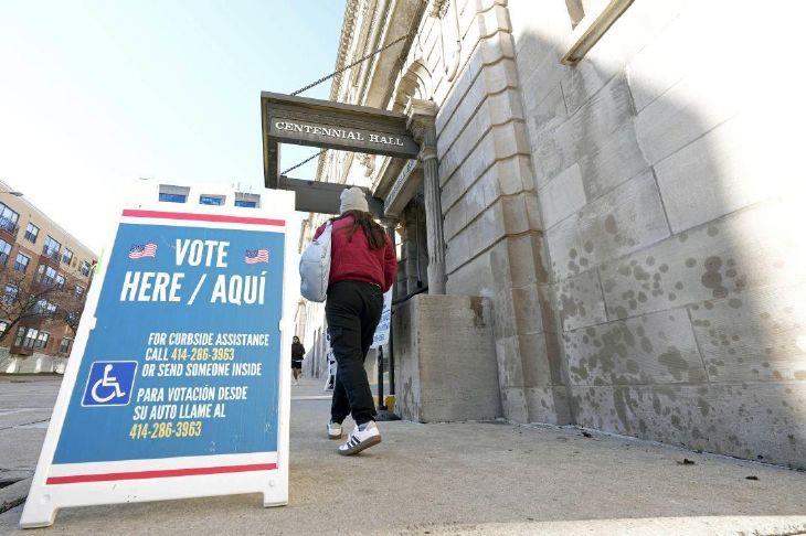 Democratic backed Crawford wins Wisconsin Supreme Court seat cementing