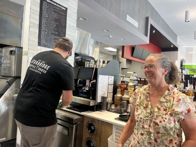 Popular Massachusetts coffee shop comes to East Lyme