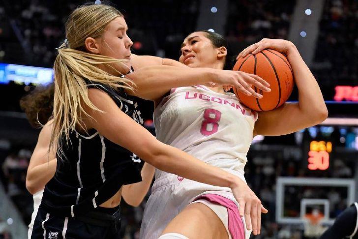 UConn women dominates Butler 80-48 in first game without Sarah Strong